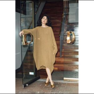 Black Crane Bud Dress in coffee color